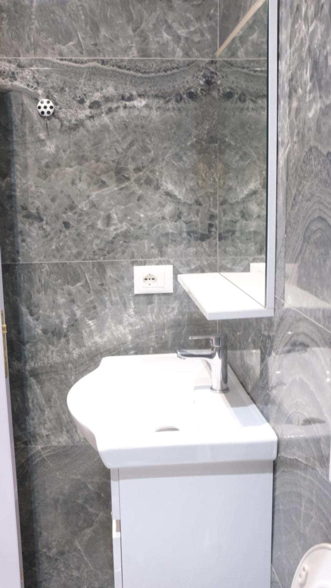 Apartament Azura Beach Durrës