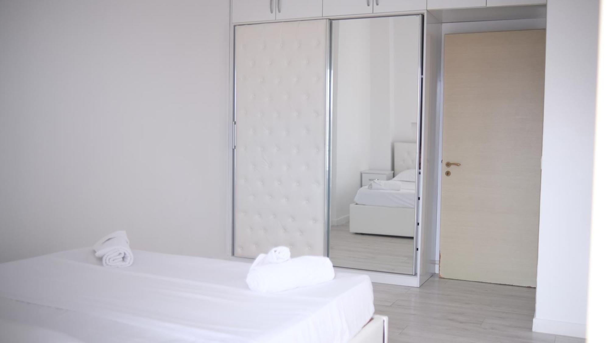 Azura Beach Durrës