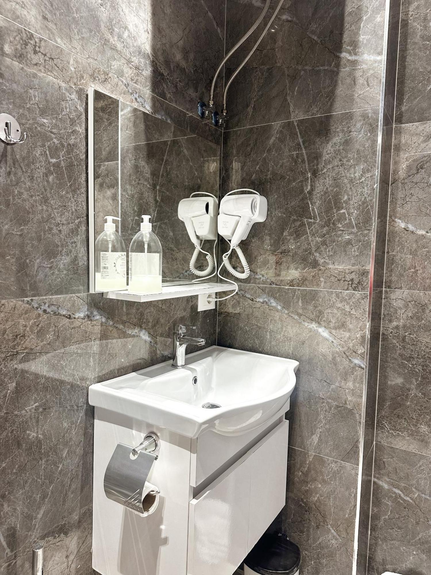 Azura Beach Apartment Durres